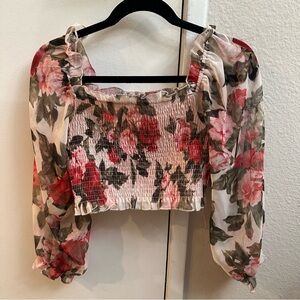 JJ Fairyland Floral crop top with puffy sleeves